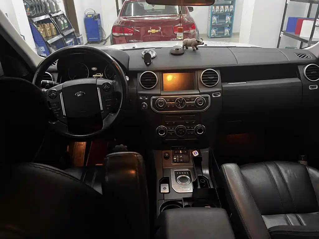 Land Rover Discovery — миниатюра 5
