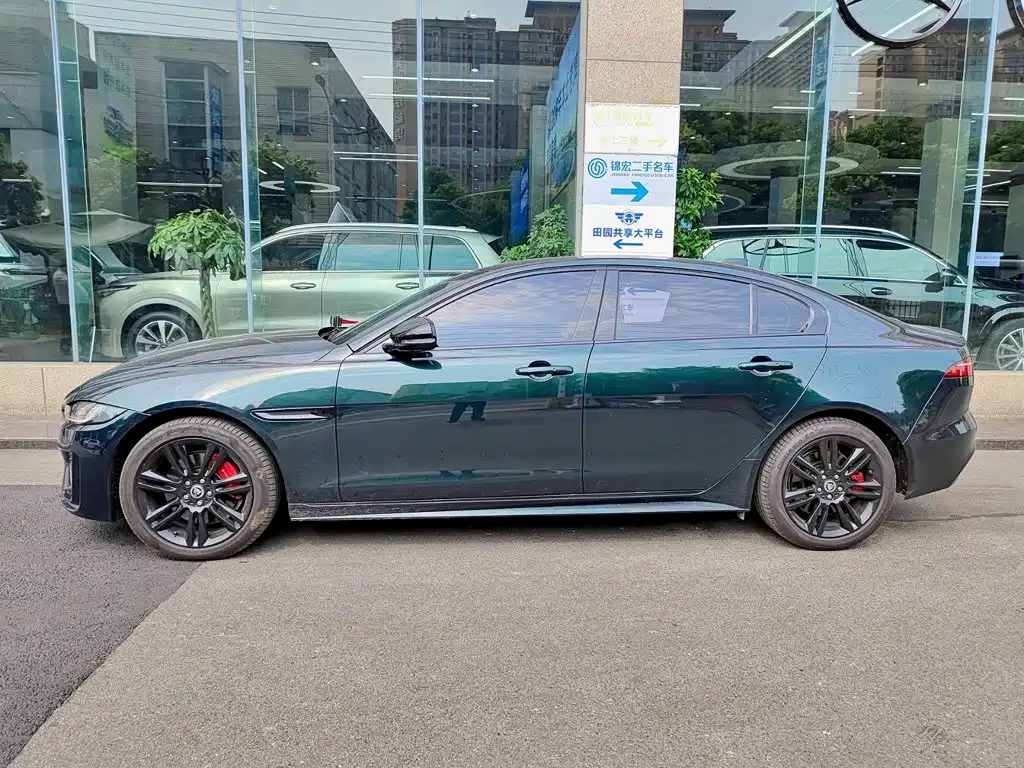 Jaguar XEL — миниатюра 3
