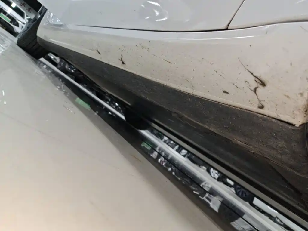 Tesla Model 3 — миниатюра 21