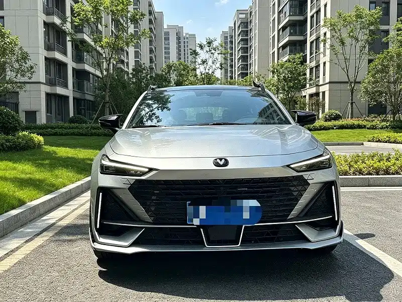 Changan UNI-V — миниатюра 2