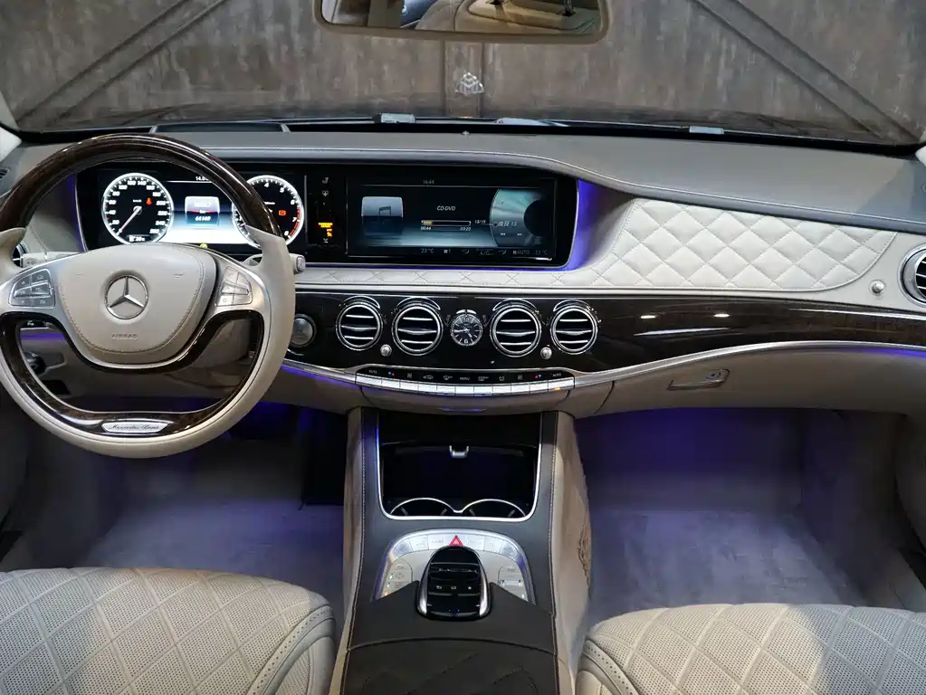 Mercedes-Benz S-Class — миниатюра 12