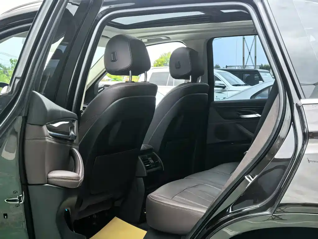 BMW X5 (Import) — миниатюра 5