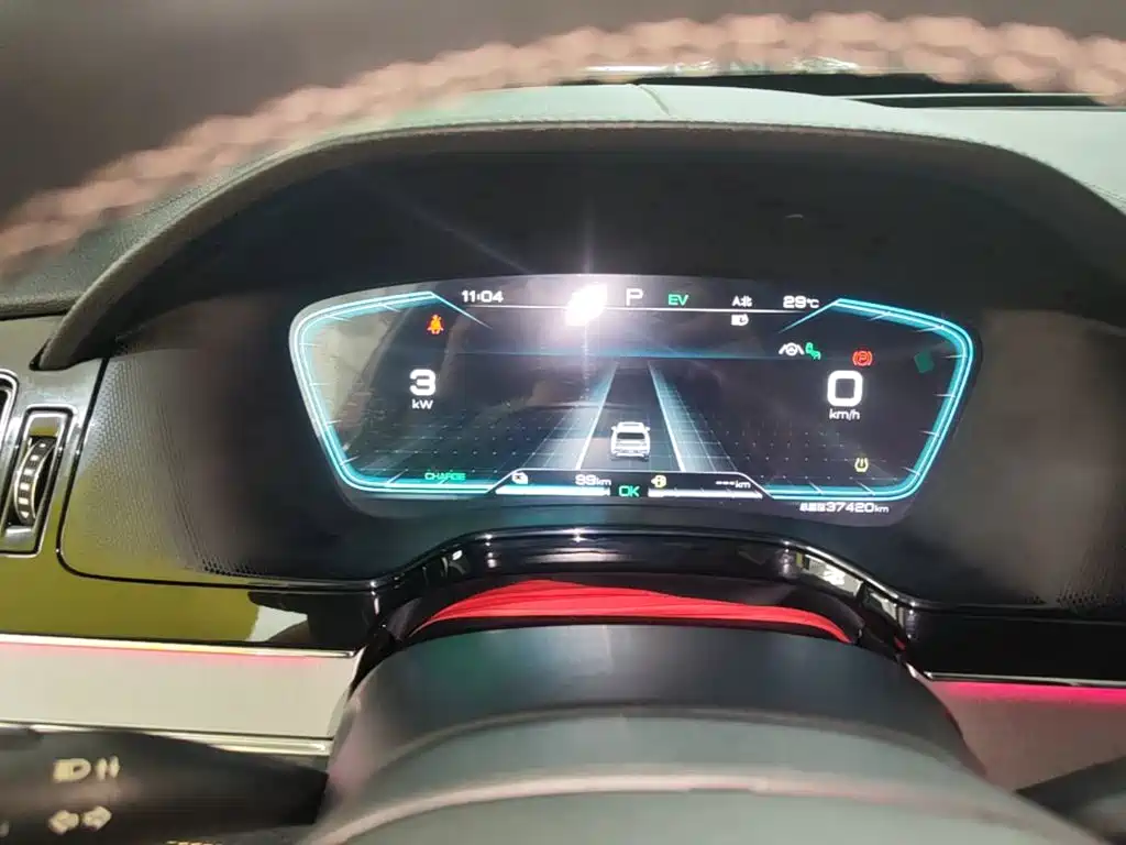 BYD Tang New Energy — миниатюра 12