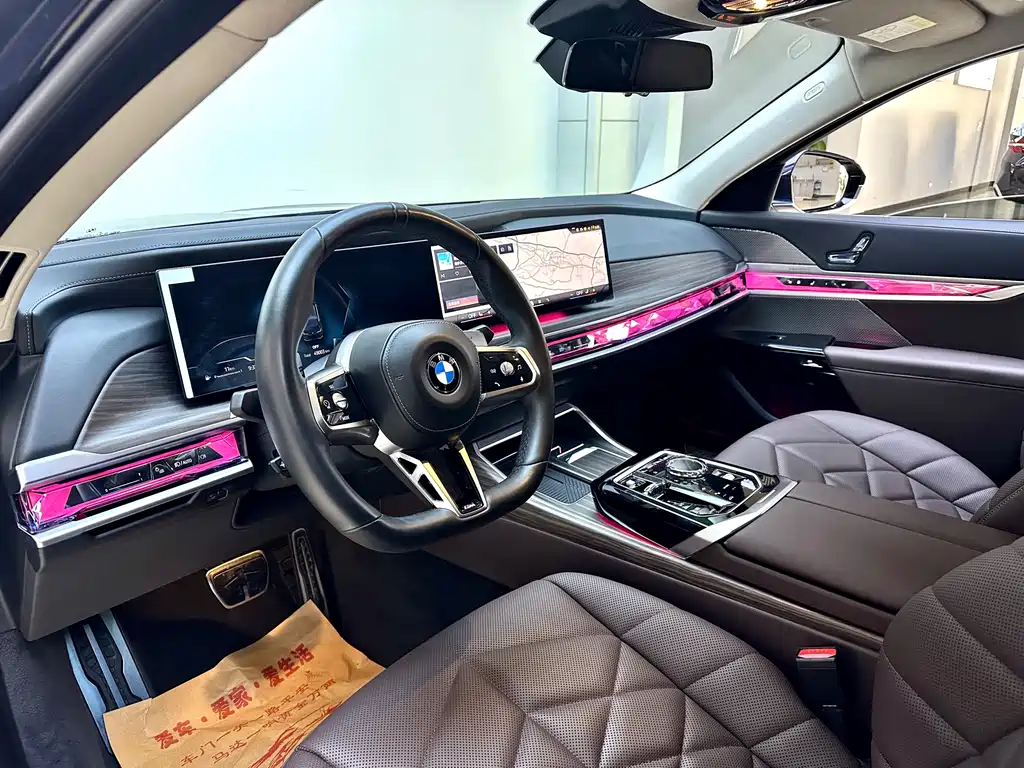 BMW 7 SERIES