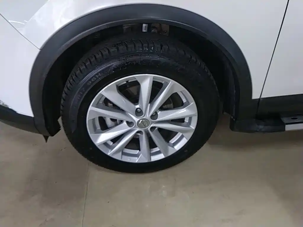 Nissan Qashqai — миниатюра 23