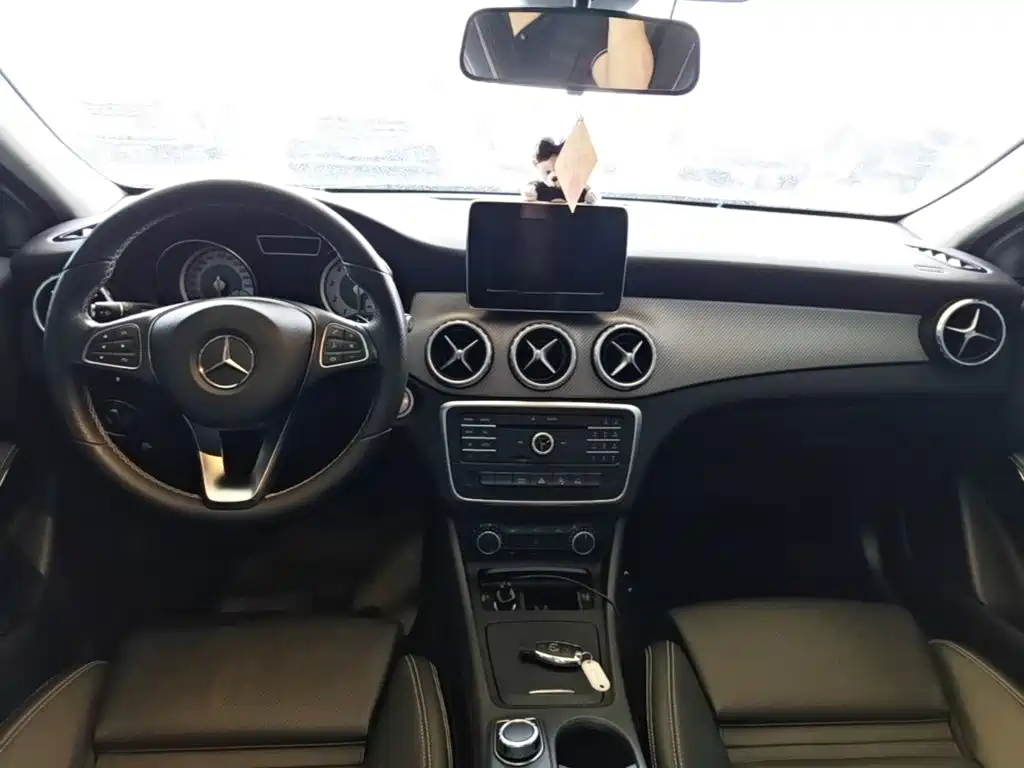 Mercedes-Benz GLA — миниатюра 13