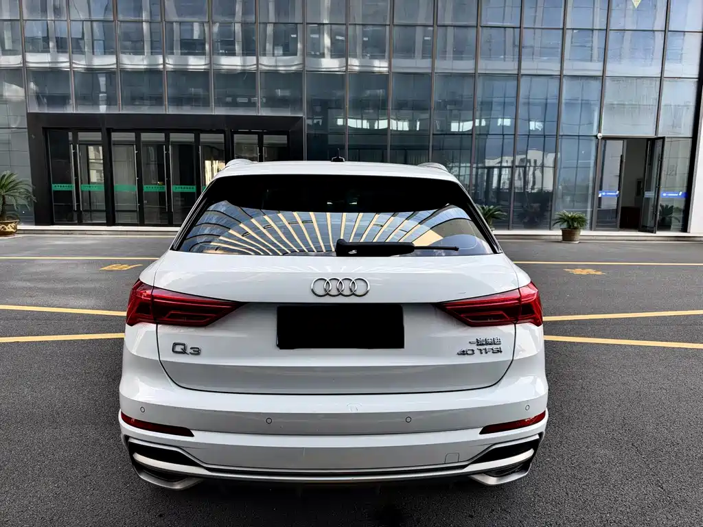 Audi Q3 — миниатюра 5