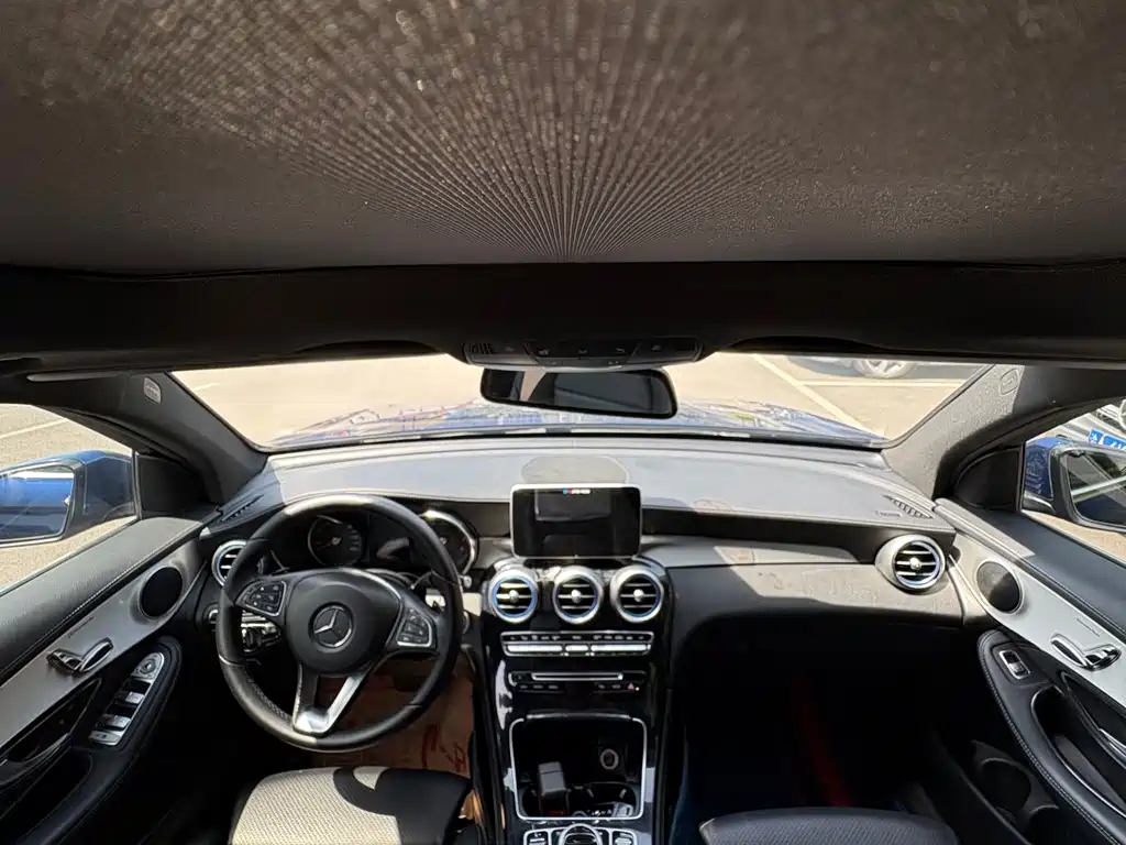 Mercedes-Benz GLC 2017 GLC 200 4MATIC