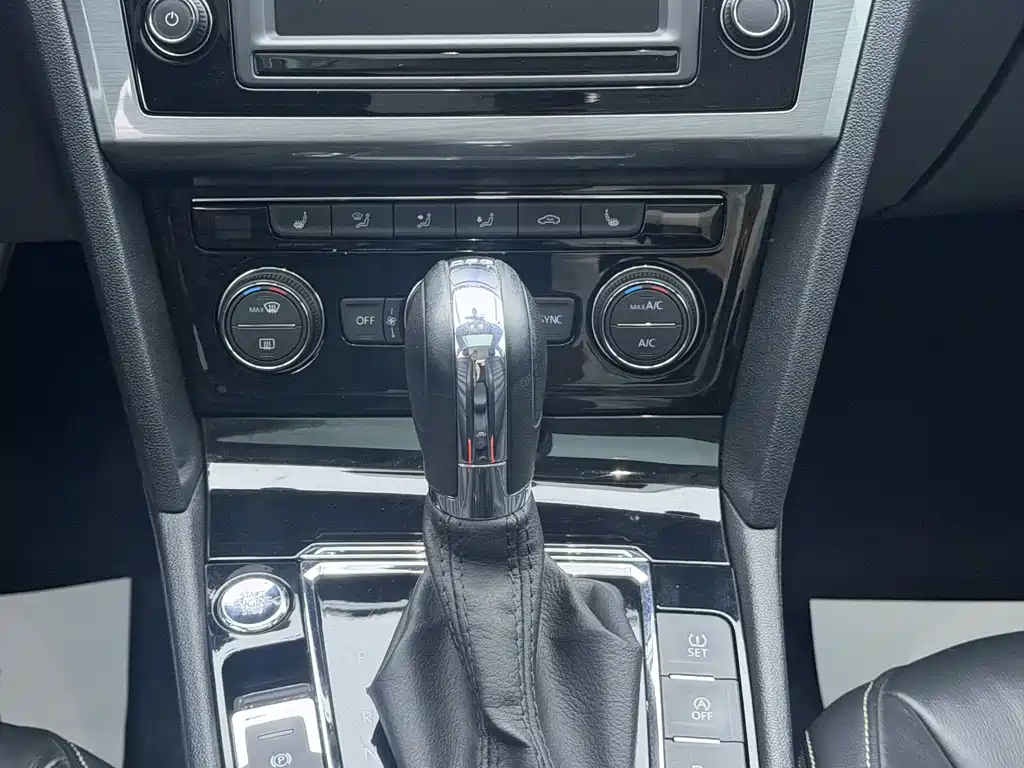 Volkswagen Lamando — миниатюра 8