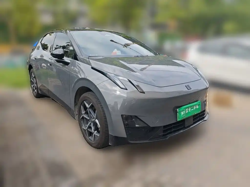 Lynk & Co 20 — миниатюра 23
