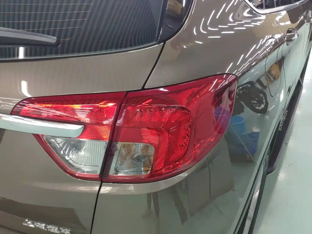 Buick Envision Plus — миниатюра 7