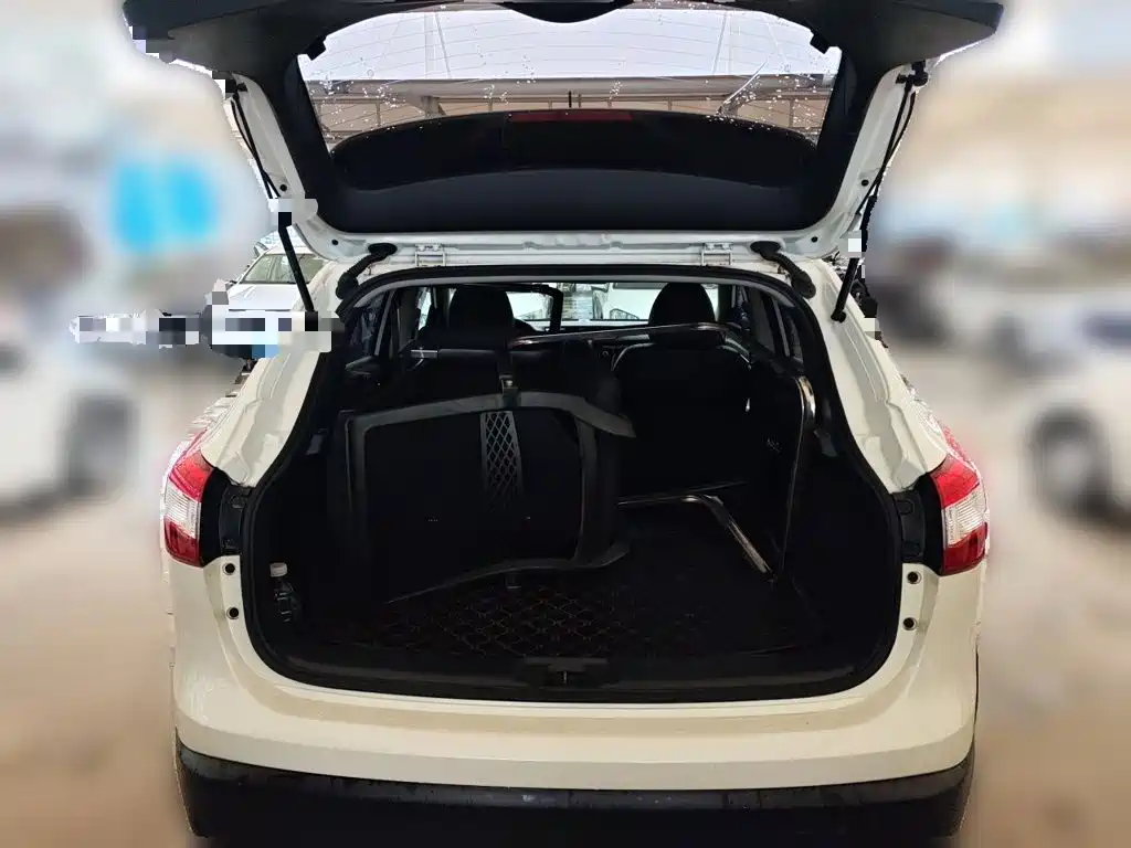 Nissan Qashqai 2017 2.0L CVT Flagship V