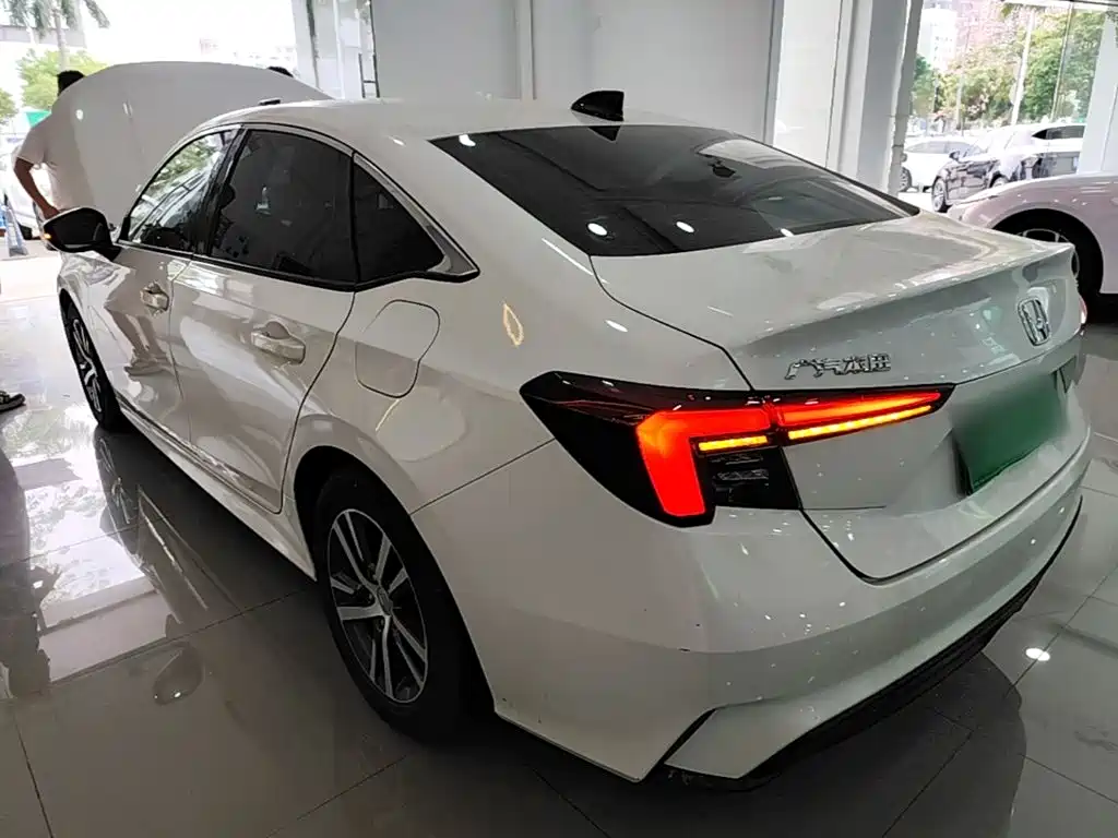 Honda Integra — миниатюра 5