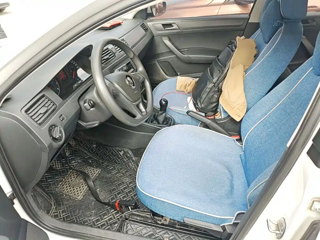 Volkswagen Santana — миниатюра 15