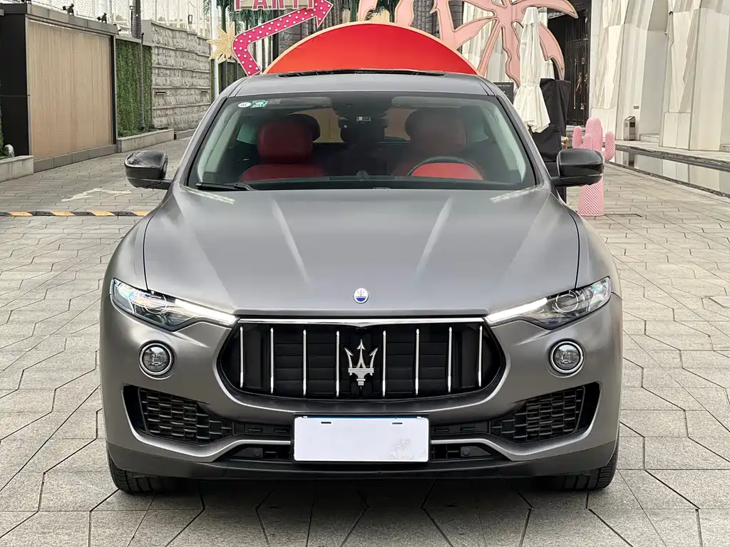 MASERATI LEVANTE
