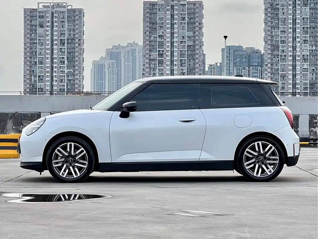 MINI ELECTRIC  COOPER