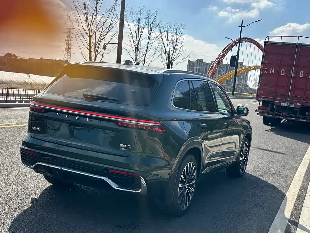 Geely Xingyue L — миниатюра 8