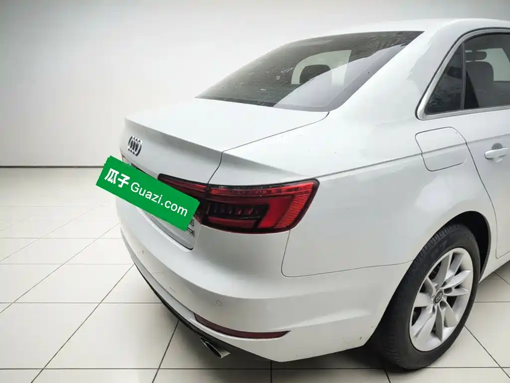 Audi A4L — миниатюра 5