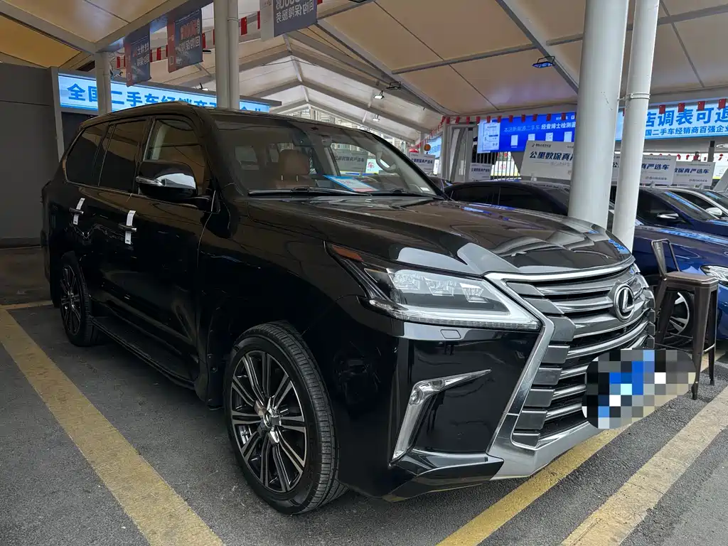 LEXUS LX