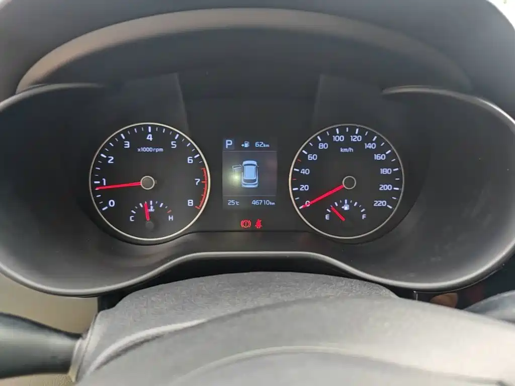 Kia KX Cross — миниатюра 12