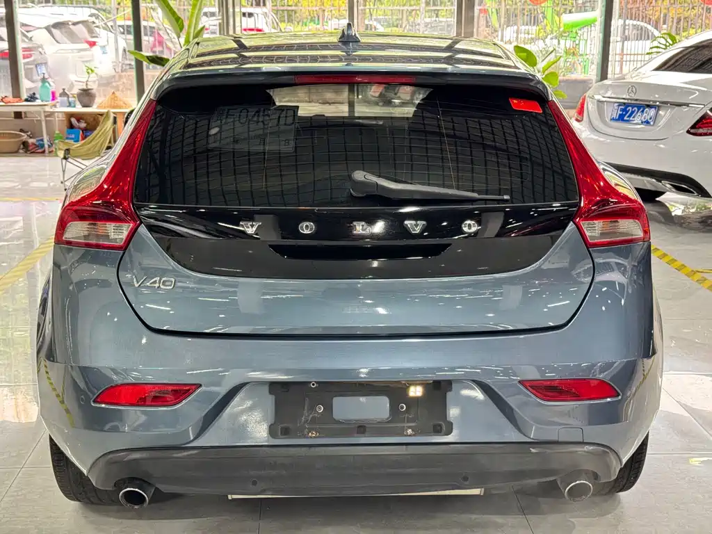 Volvo V40 — миниатюра 5
