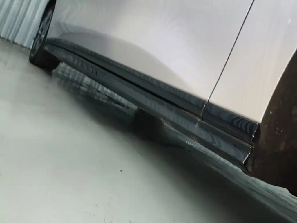 BYD Хань Ли — миниатюра 21