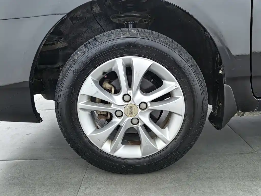 BYD F3 — миниатюра 17