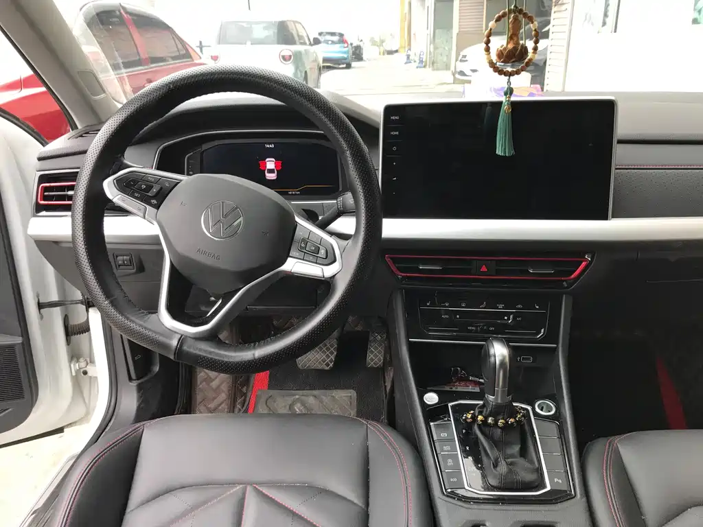 Volkswagen Lavida — миниатюра 9