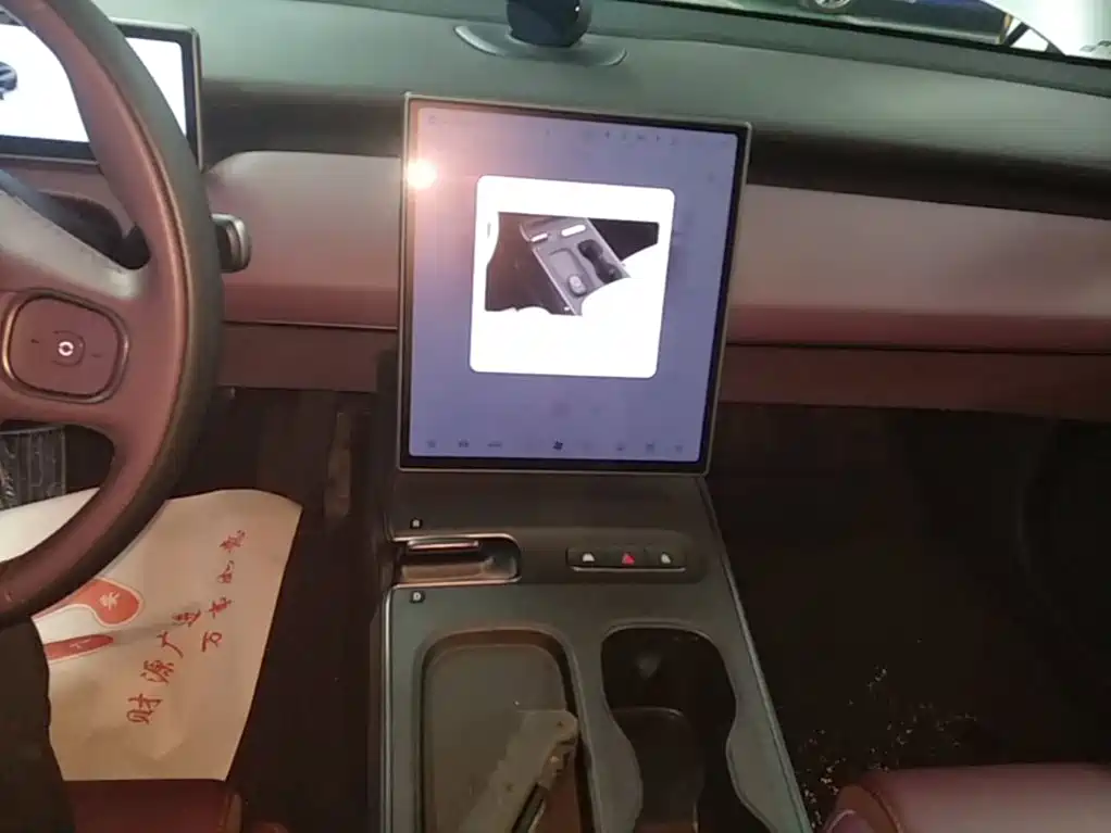 NIO ET5T — миниатюра 14