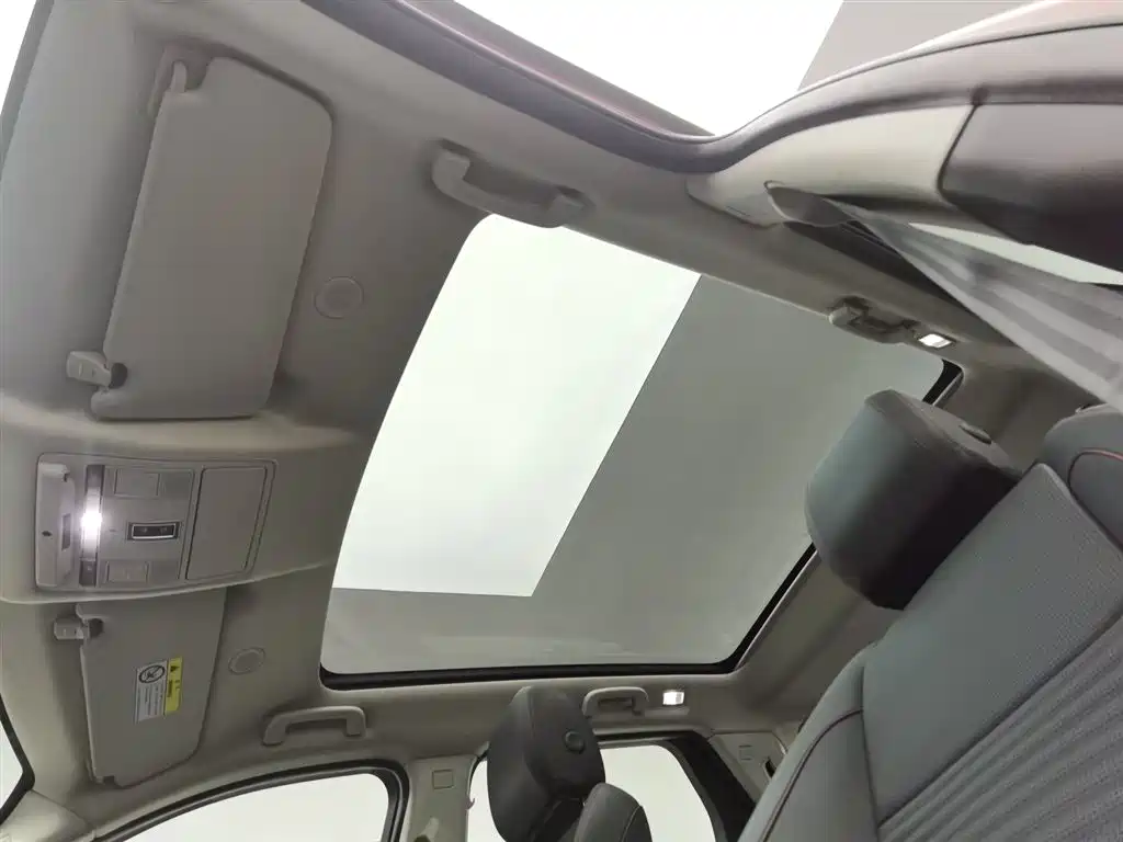 LAND ROVER DISCOVER SPORTS