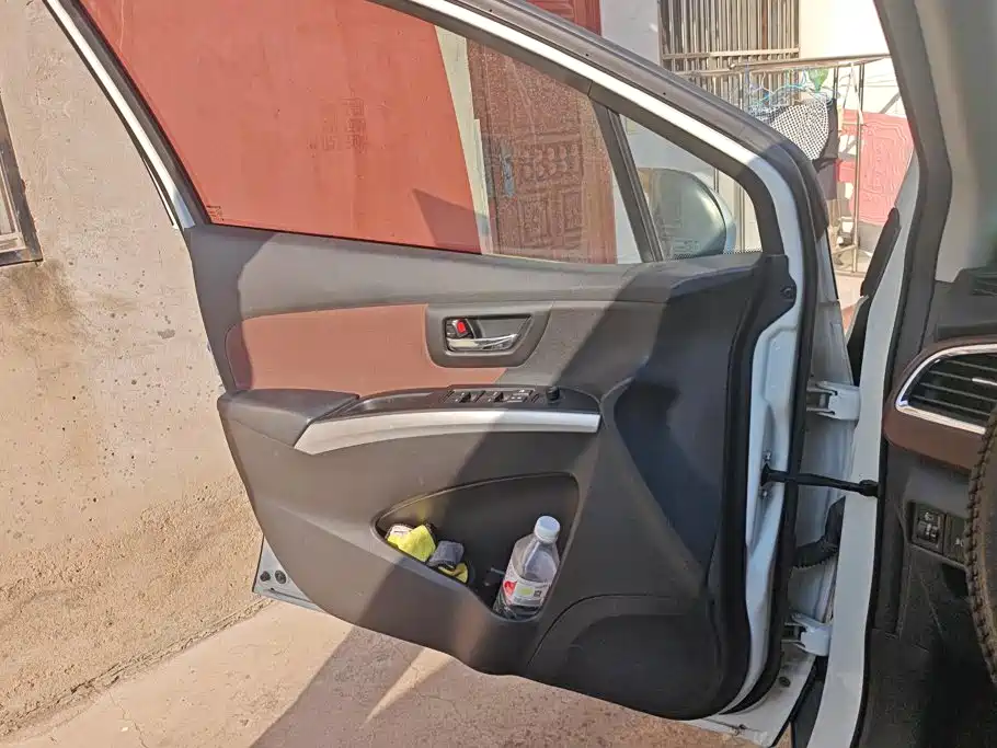 Suzuki Vitara — миниатюра 7