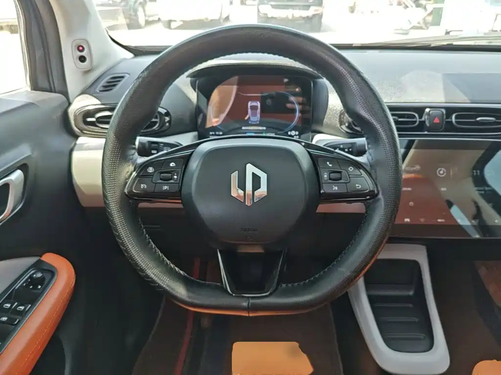 Leapmotor Leapmotor T03 — миниатюра 11