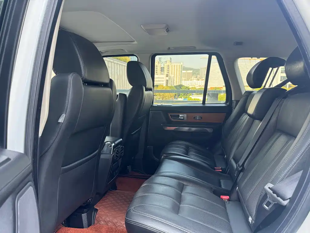 Land Rover Range Rover Sport 2011 3.0 TDV6