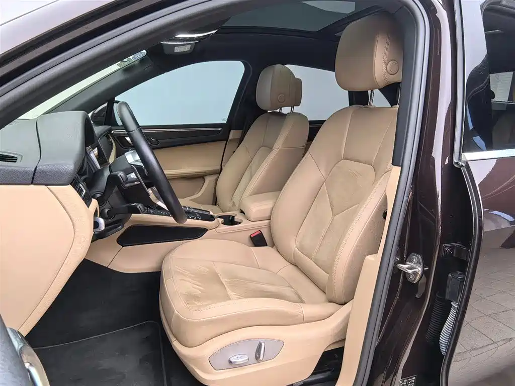 Porsche Macan — миниатюра 23