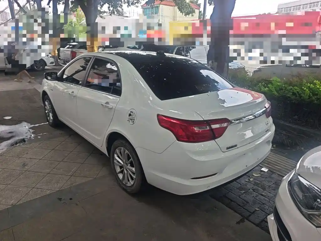Geely Vision — миниатюра 5