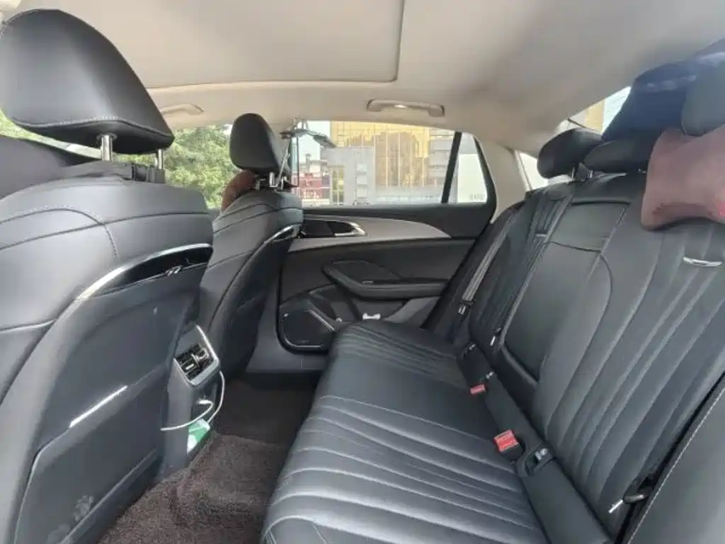 Hongqi Hongqi H5 — миниатюра 6