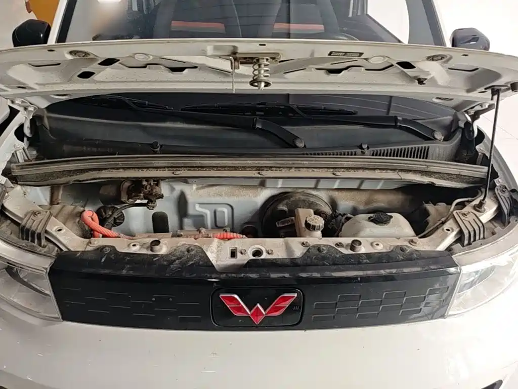 Wuling MINIEV — миниатюра 20
