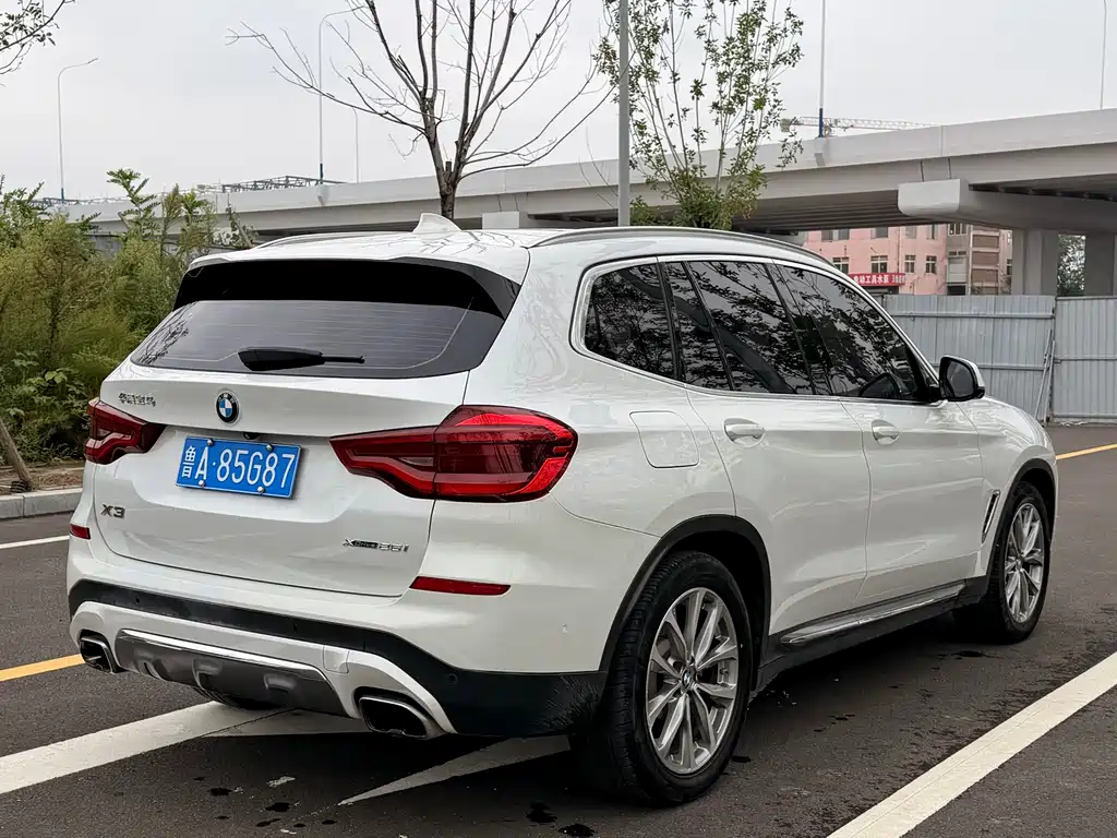 BMW X3 — миниатюра 6