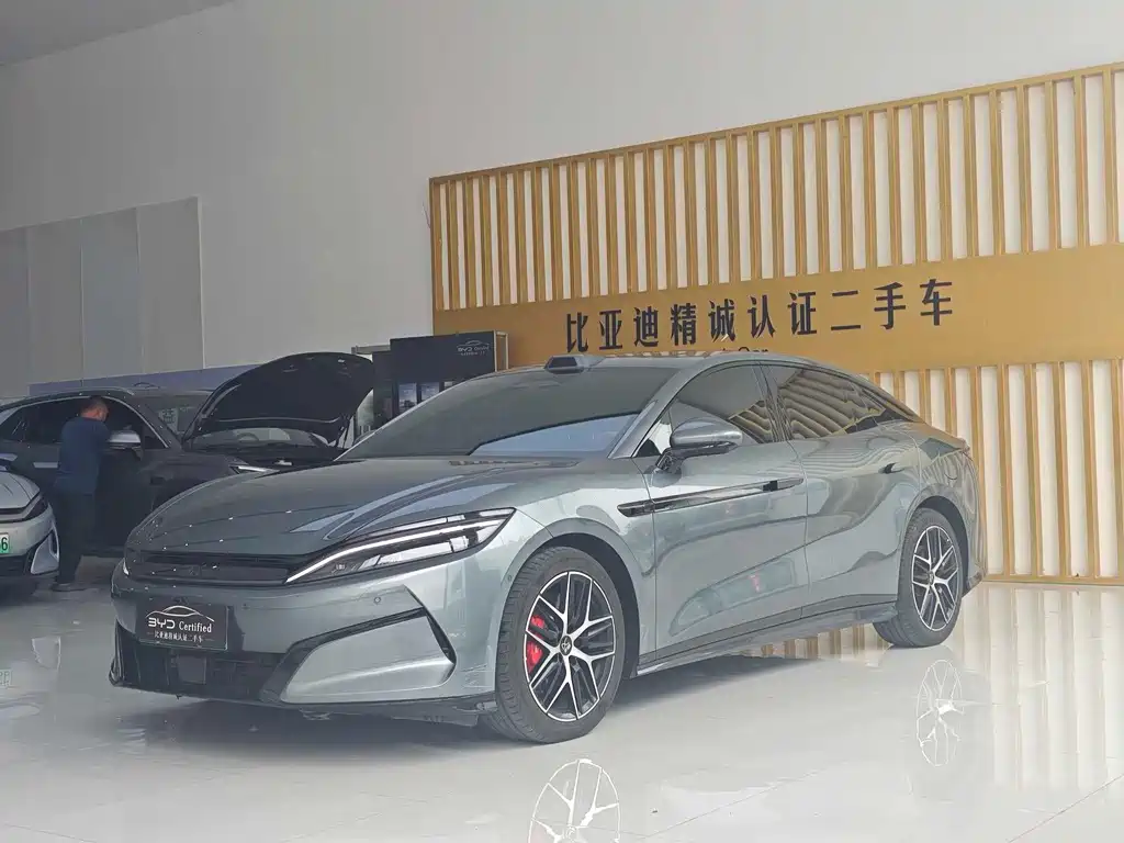 BYD Хань Ли