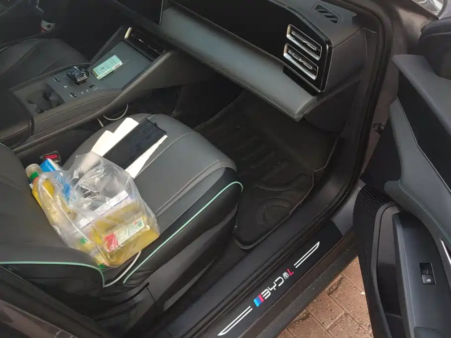 BYD Qin L L 2025 DM-i Smart Drive 80KM Lead