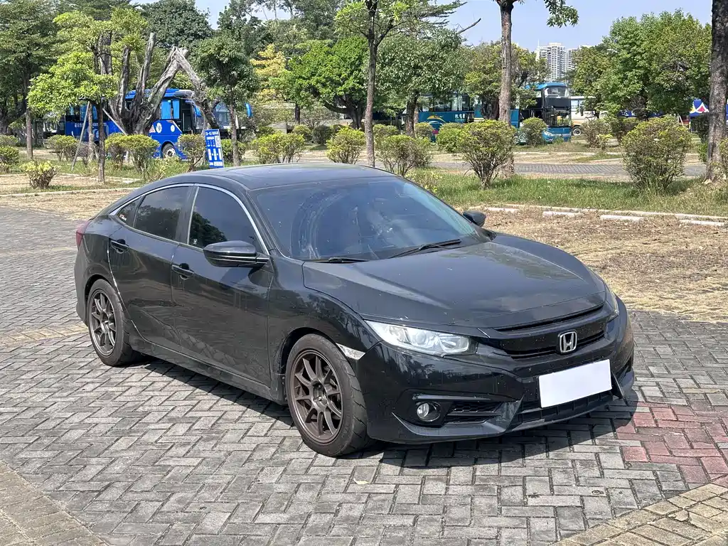 Honda Civic — миниатюра 3