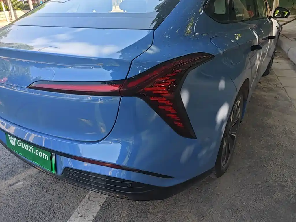 Hongqi Hongqi Tiangong 05 — миниатюра 8