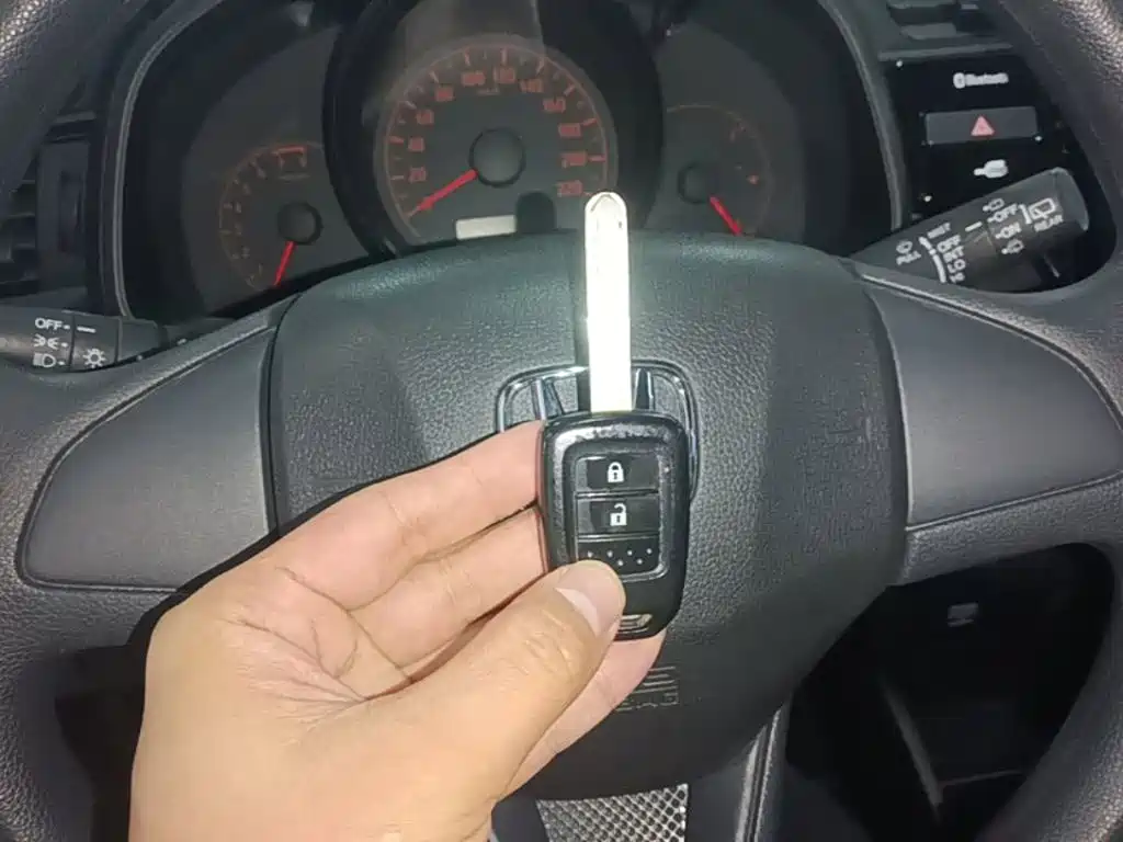 Honda Fit — миниатюра 9