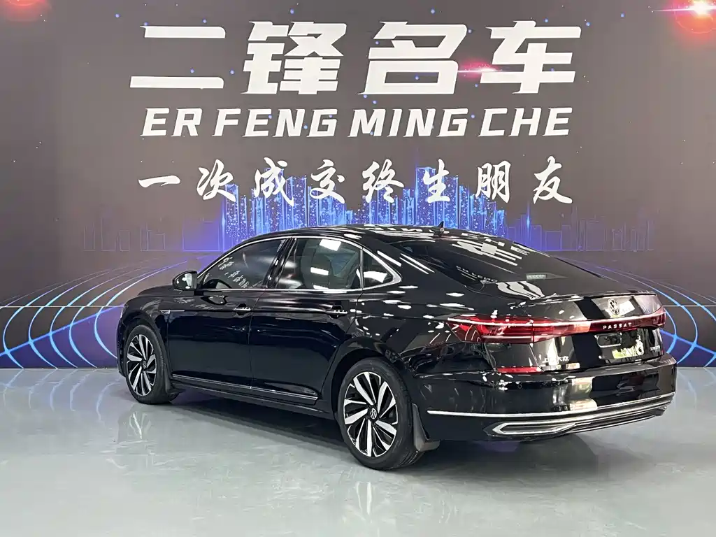 Volkswagen Passat 2022 330TSI Elite