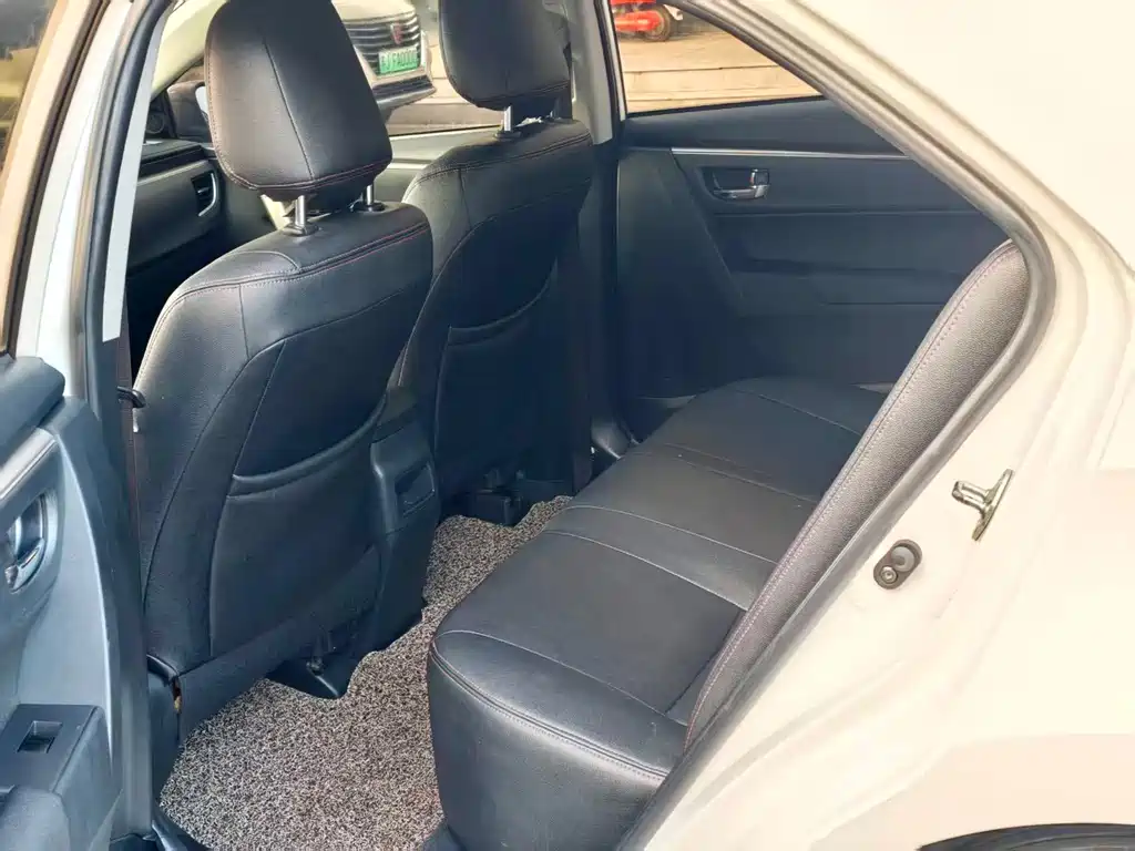 Toyota Corolla — миниатюра 8