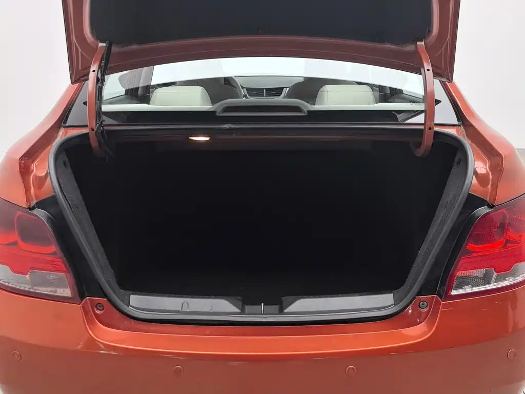 Chevrolet Sail — миниатюра 16