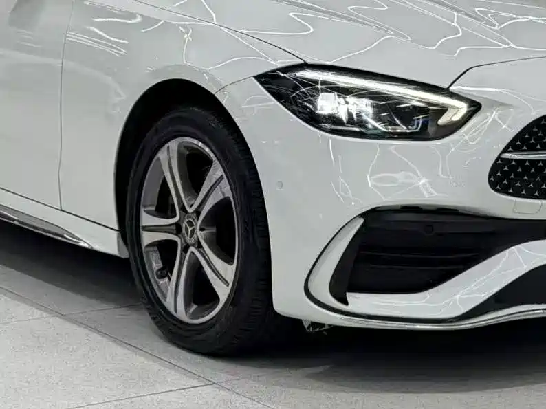 Mercedes-Benz C-Class — миниатюра 15