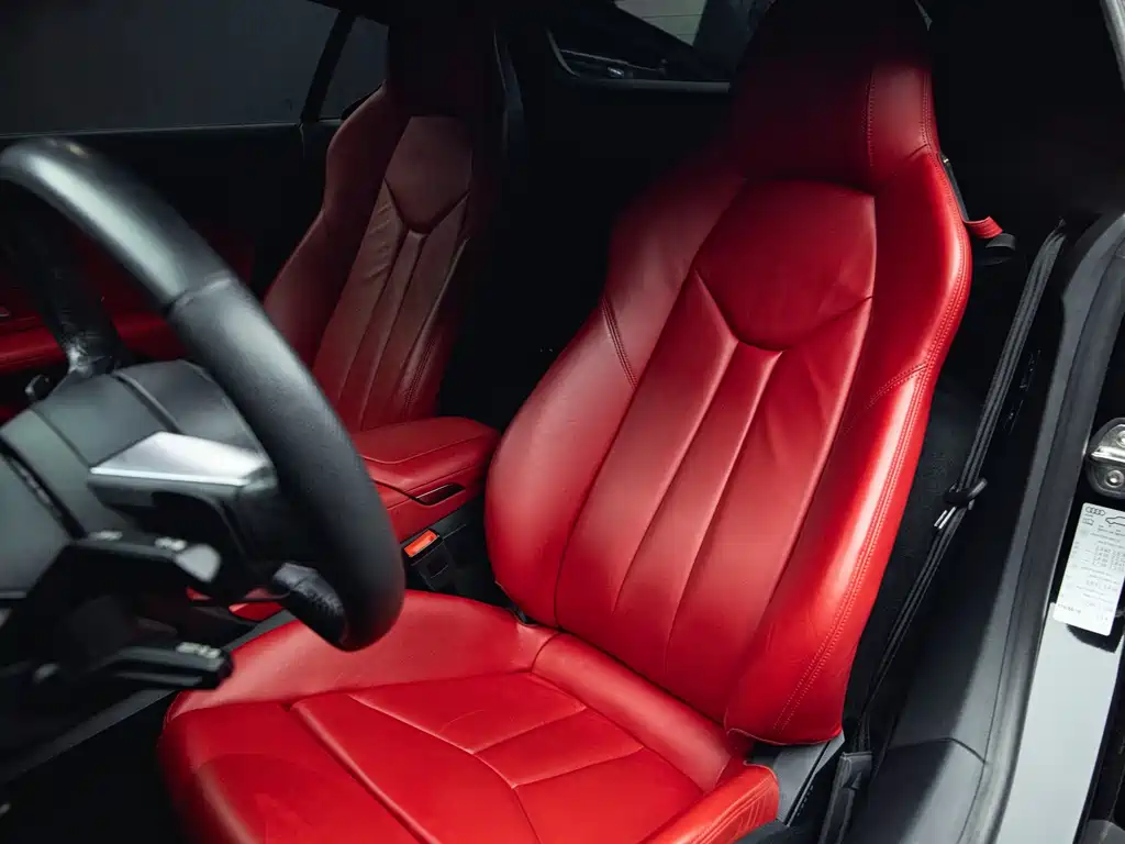 Audi R8 — миниатюра 14