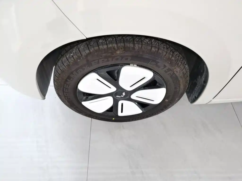 Wuling MINIEV — миниатюра 23