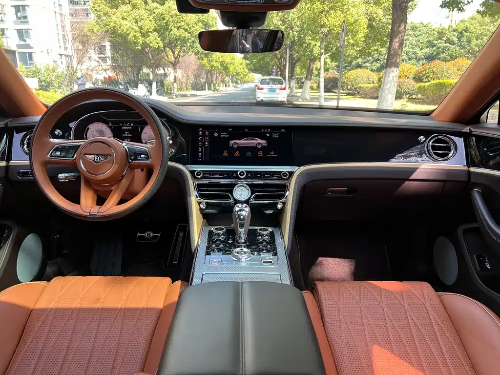 BENTLEY FLYING SPUR PLUG IN HYBRID